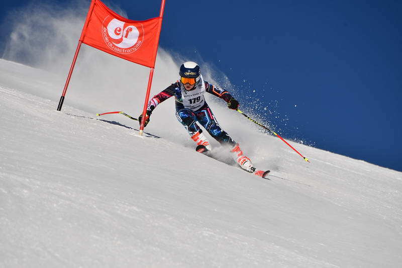 Course Enfants  ESF stade de slalom 2021